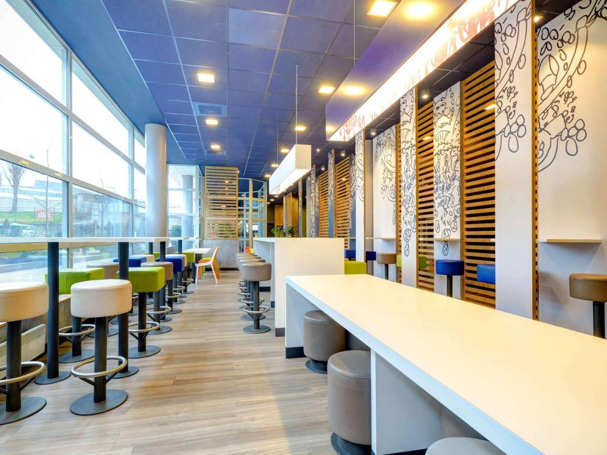 Ibis Budget Rueil Malmaison Exteriör bild
